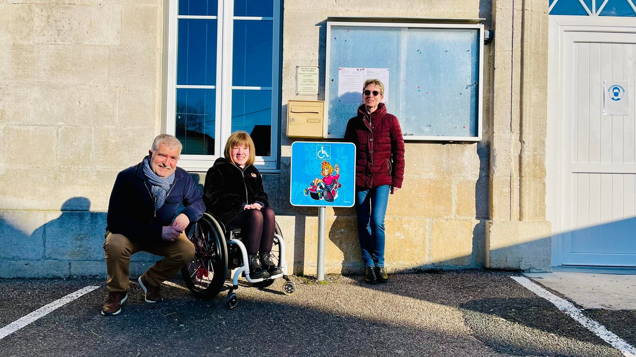 Panneau handicap Ilenatech pour une collectivité locale.